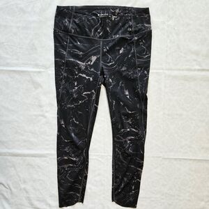 Athleta Womens M Velocity Stash Pocket Marble Black 7/8 Tight Leggins Pants